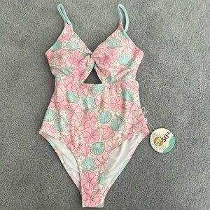 Women’s one piece swimsuit